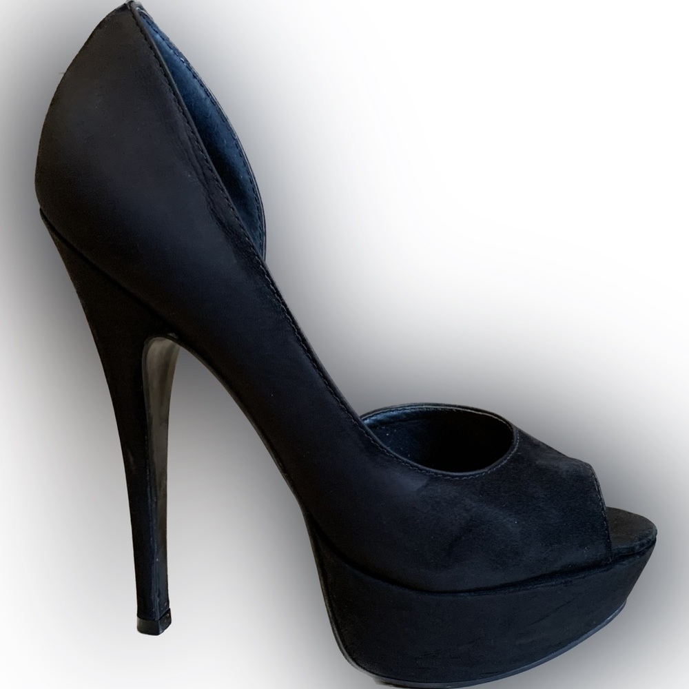 Steve Madden Anxiety Peep Toe Pumps in Black Suede